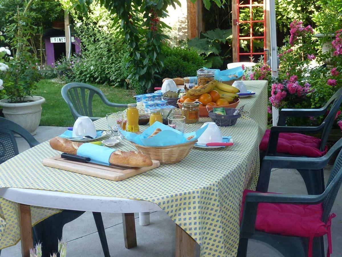 Le Patio D'Eric B&B Aubigny-au-Bac Exterior photo